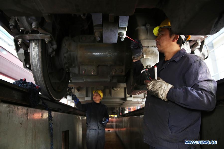 #CHINA-HUBEI-XIANGYANG-LOCOMOTIVE MAINTENANCE (CN)