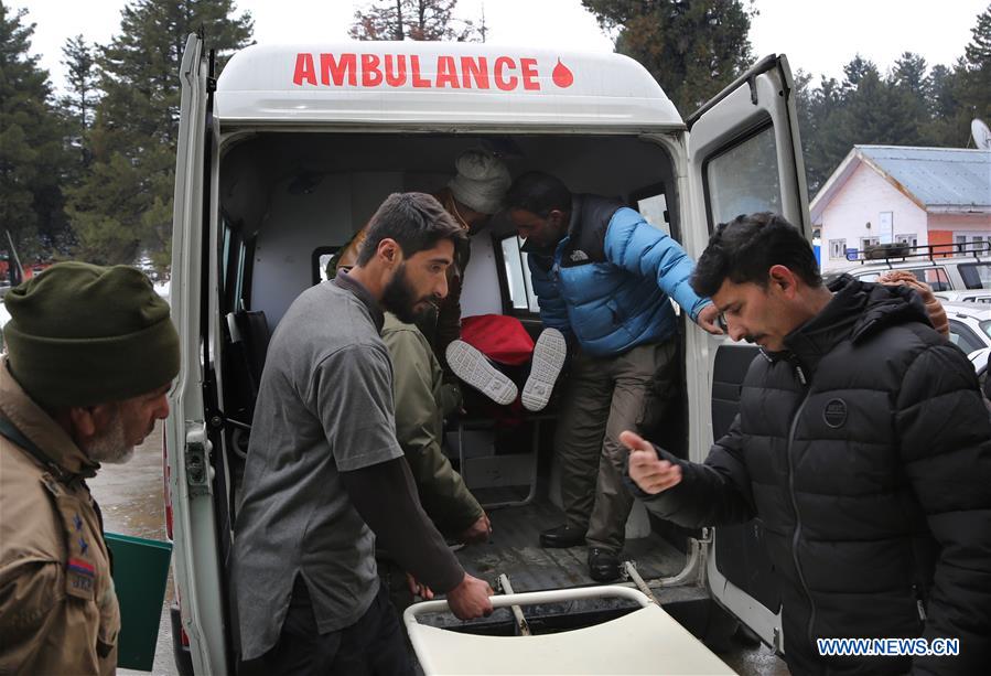 INDIAN-CONTROLLED KASHMIR-SRINAGAR-RUSSIAN SKIER