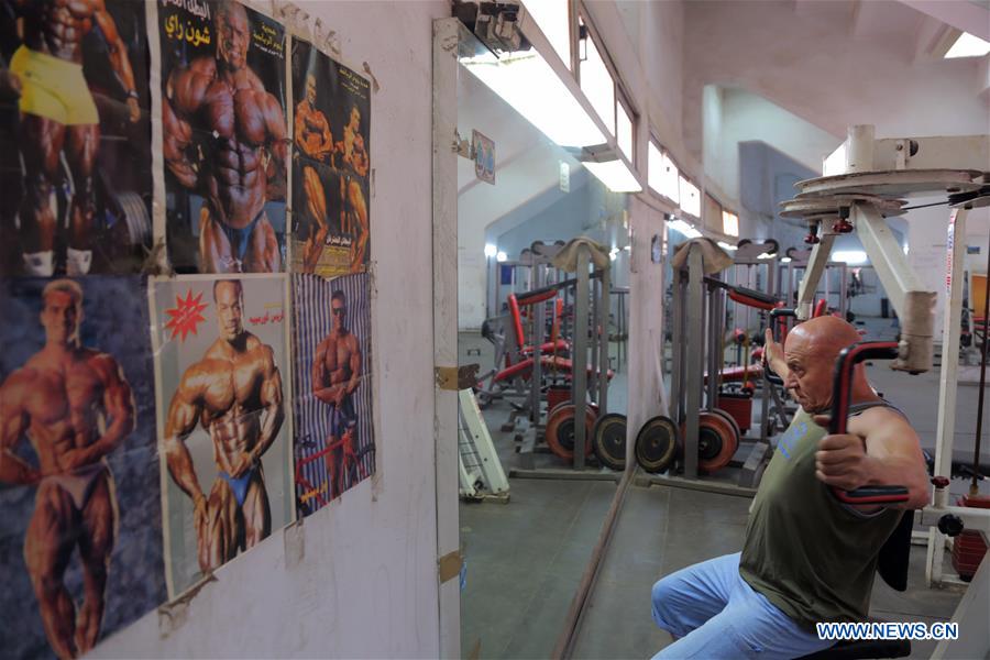 EGYPT-CAIRO-80-YEAR-OLD BODYBUILDER