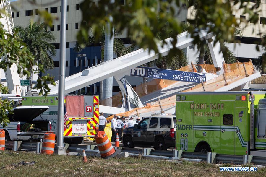 U.S.-MIAMI-PEDESTRIAN FOOTBRIDGE-COLLAPSE