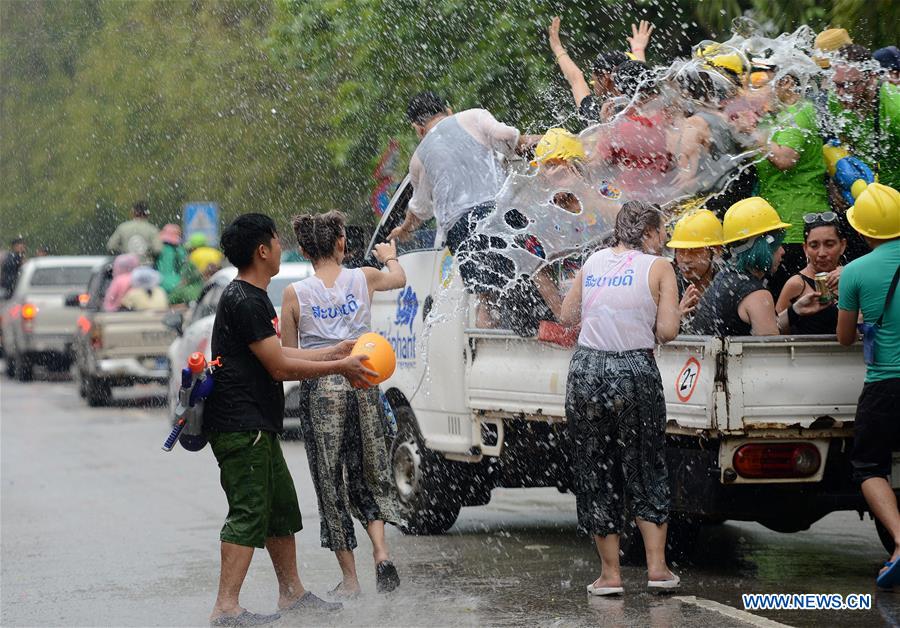 LAOS-LUANG PRABANG-SONGKRAN FESTIVAL-CELEBRATION