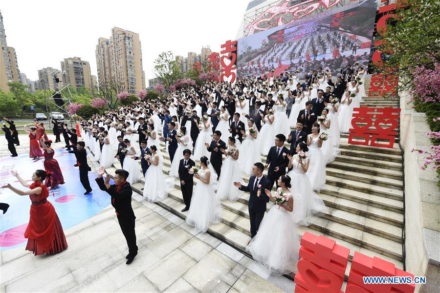 #CHINA-HANGZHOU-GROUP WEDDING CEREMONY (CN)