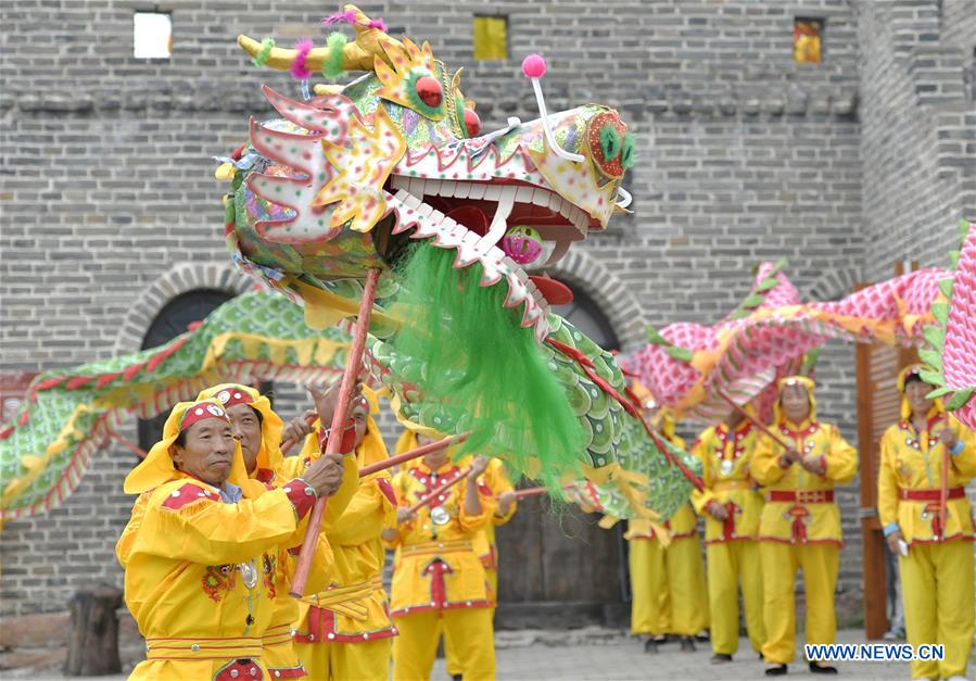 CHINA-HEBEI-XINGTAI-DRAGON DANCE (CN)