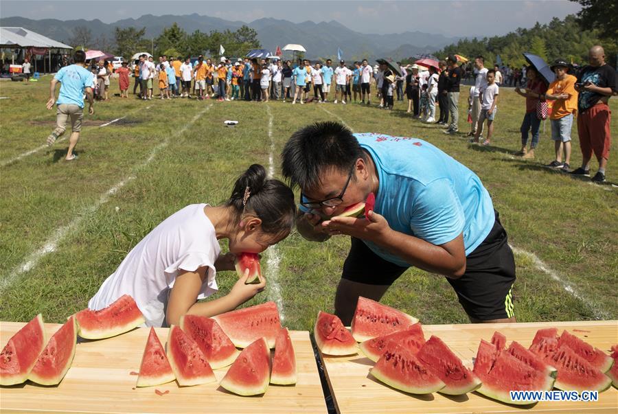 #CHINA-ANHUI-HUANGSHAN-WATERMELON GAME (CN)