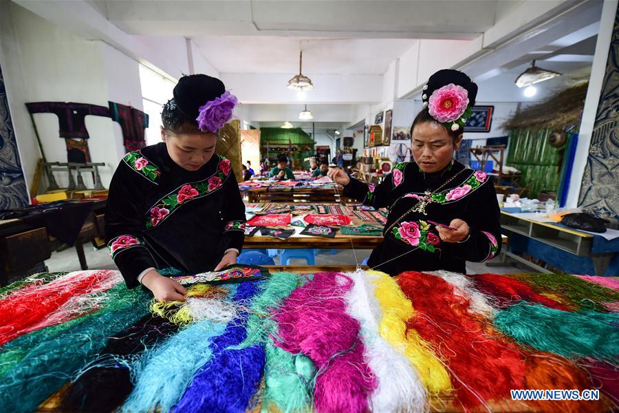 #CHINA-GUIZHOU-WOMEN-HANDICRAFTS (CN) 