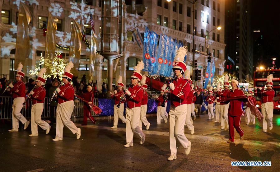 U.S.-CHICAGO-LIGHTS FESTIVAL-PARADE