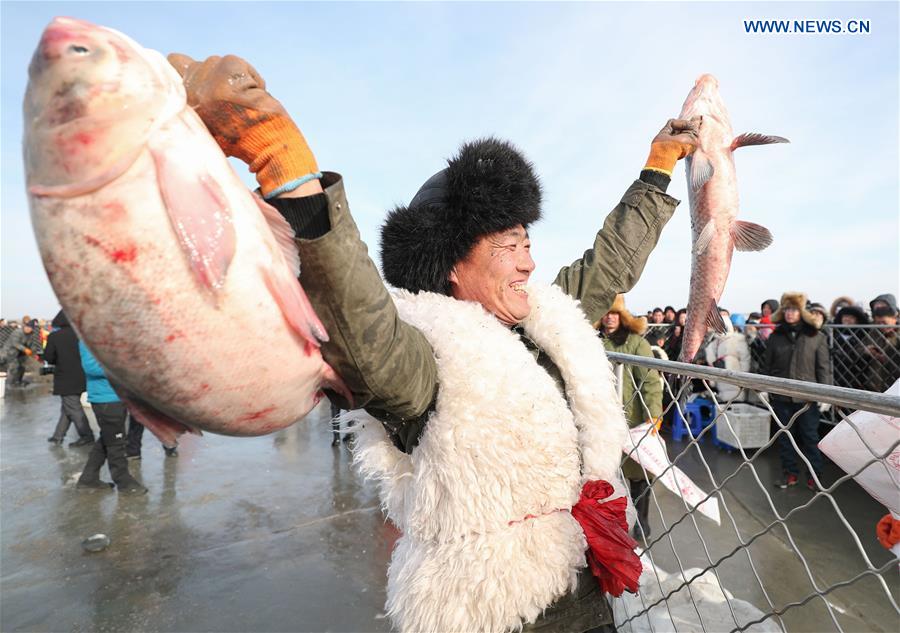 CHINA-LIAONING-WINTER FISHING(CN)