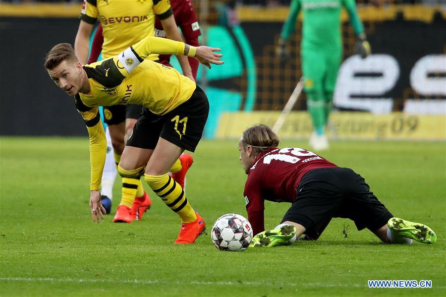 (SP)GERMANY-DORTMUND-SOCCER-BUNDESLIGA-DORTMUND VS HANNOVER