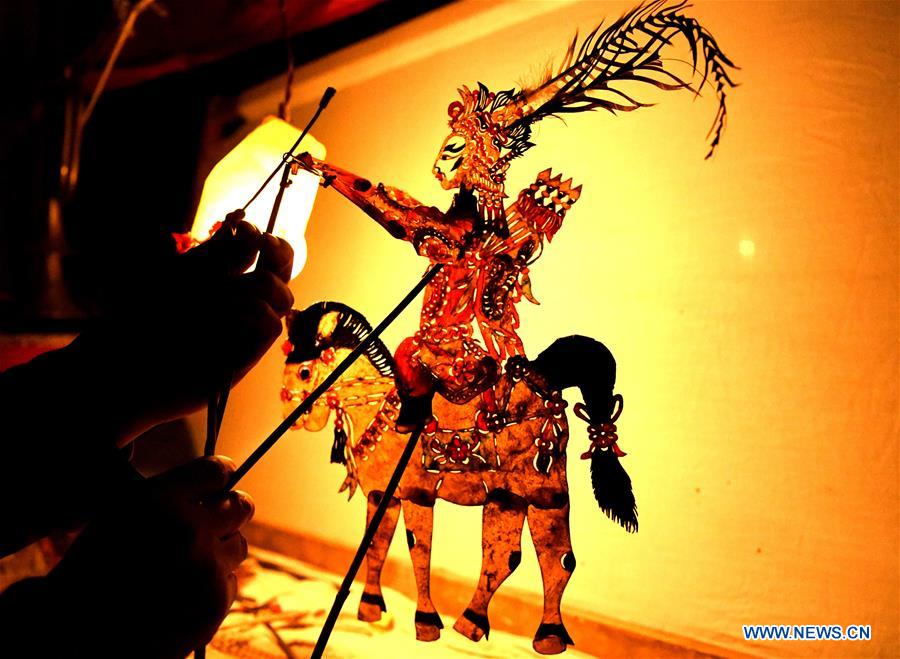 #CHINA-GANSU-DINGXI-SPRING FESTIVAL-SHADOW PUPPETRY (CN)