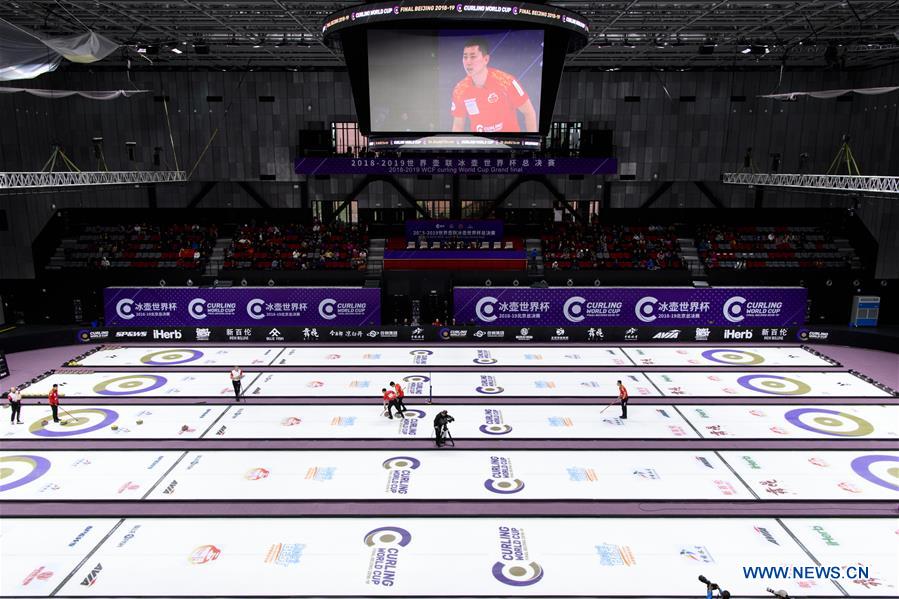 (SP)CHINA-BEIJING-CURLING-WCF WORLD CUP-GRAND FINAL-MEN'S FINAL