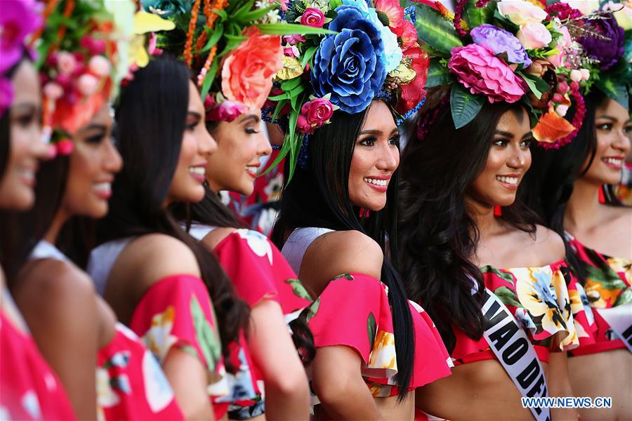 PHILIPPINES-QUEZON CITY-BEAUTY CONTEST-PARADE