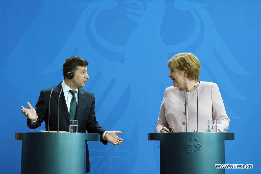 GERMANY-BERLIN-MERKEL-UKRAINE-PRESIDENT-MEETING