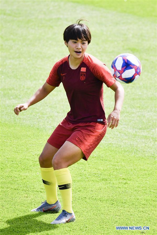 (SP)FRANCE-FABREGUES-2019 FIFA WOMEN'S WORLD CUP-ROUND OF 16-CHINA-TRAINING SESSION