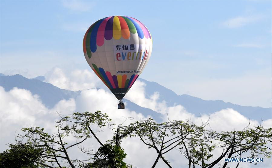 CHINA-TAITUNG-HOT AIR BALLOON FESTIVAL (CN)