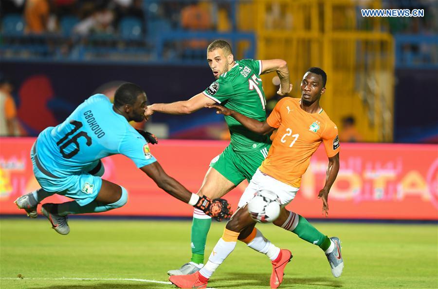 (SP)EGYPT-SUEZ-SOCCER-AFRICA CUP-QUARTERFANAL-ALGERIA VS COTE D'IVOIRE