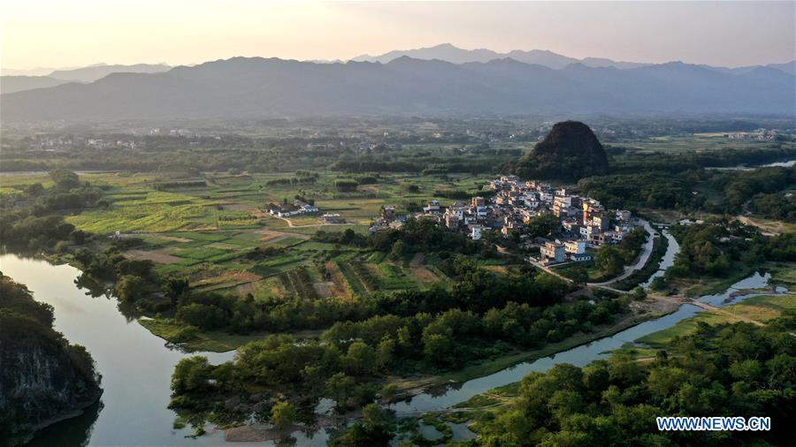 CHINA-GUANGXI-GONGCHENG-FIELDS-SCENERY (CN)