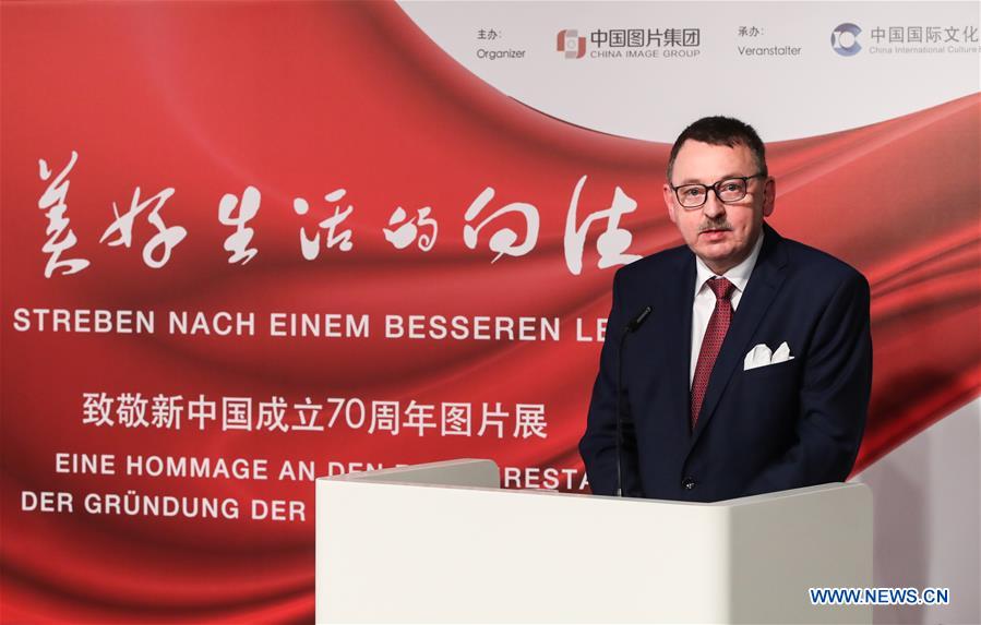 GERMANY-BERLIN-CHINA PHOTO EXHIBITION-OPENING