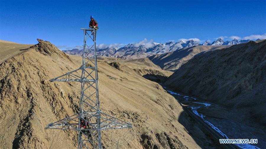 CHINA-XINJIANG-TAXKORGAN-POWER GRID-CONSTRUCTION (CN)