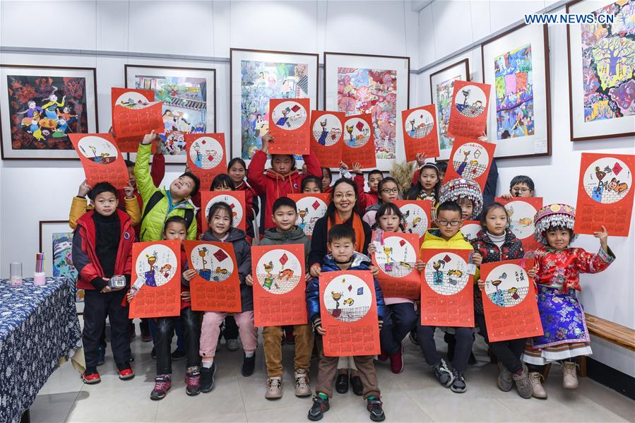 CHINA-ZHEJIANG-CIXI-STUDENTS-WINTER HOLIDAY-ART LESSON (CN)