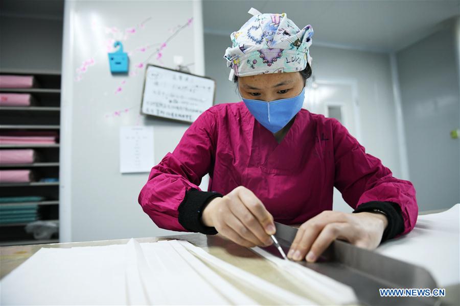 CHINA-SHAANXI-XI'AN-NOVEL CORONAVIRUS-PROTECTIVE MASK MAKING (CN)