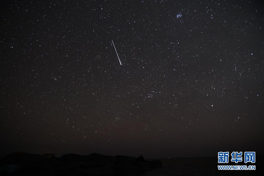 （国际）（2）在马卡迪卡迪盐沼过夜