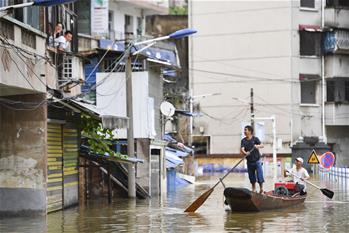 洪水来时，那暖心的民间救援